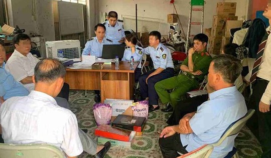 Phát hiện sai phạm tại điểm kinh doanh tụ tập nhiều người cao tuổi