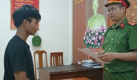 2 thanh niên giả danh công an, dùng súng nhựa cướp tài sản của người dân