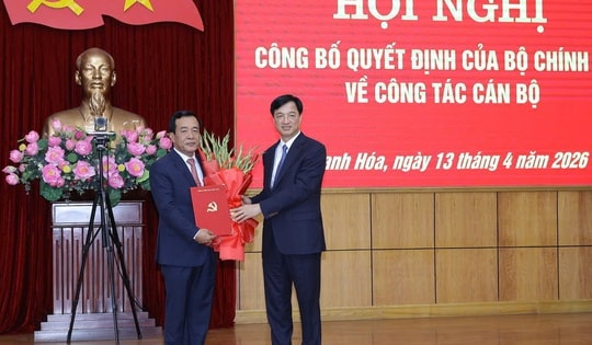 Thượng tướng Lê Đức Thái giữ chức Bí thư Tỉnh ủy Thanh Hóa