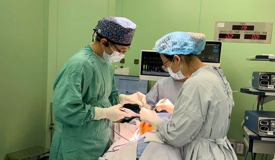 Từ Đức về Việt Nam mổ u vú hiếm gặp lên đến 18cm, cô gái trẻ tìm lại sự tự tin