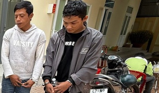 Bắt Lê Quang Nhã 25 tuổi đi trộm cắp xe máy, dùng bình xịt hơi cay chống trả công an