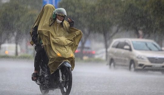 Không khí lạnh khiến miền Bắc giảm nhiệt, miền Trung kết thúc đợt nắng nóng kéo dài