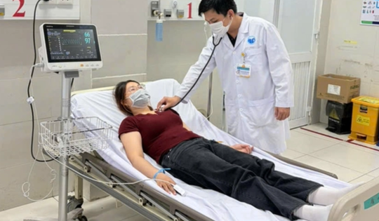 Hàng chục công nhân tại TPHCM nghi phản vệ sau bữa ăn trưa ở công ty