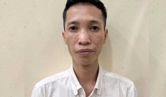 'Điều' người buôn tóc từ nước ngoài sang Việt Nam, gã đàn ông dùng lệnh chuyển tiền giả để lừa hơn 2 tỉ đồng