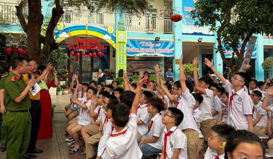 Hải Phòng phối hợp Học viện Cảnh sát nhân dân tuyên truyền vệ sinh môi trường, an toàn thực phẩm cho học sinh