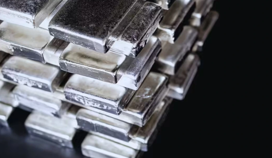 Metals Focus dự báo giá bạc có thể tăng mạnh do thiếu hụt nguồn cung