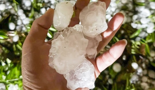 Những tỉnh thành có khả năng xuất hiện mưa đá hôm nay và cách phòng chống