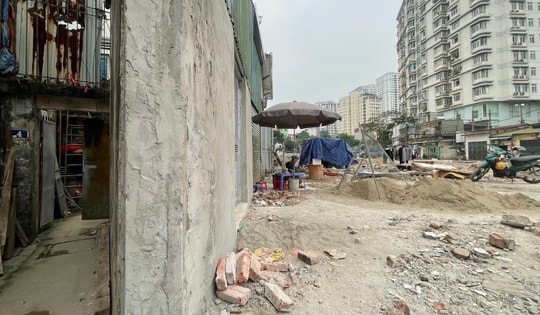 Xuất hiện nhiều ngôi nhà 'siêu mỏng, siêu méo' sau giải phóng mặt bằng ở Hà Nội