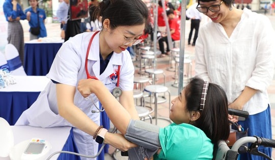 Chuyển từ "hỗ trợ" sang "trao quyền" cho khoảng 8 triệu người khuyết tật