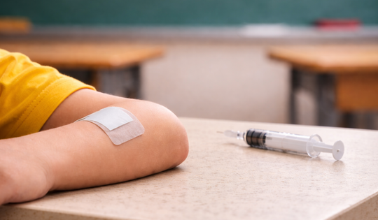 Ám ảnh hình phạt bằng kim tiêm và sự lệch lạc nhân danh giáo dục