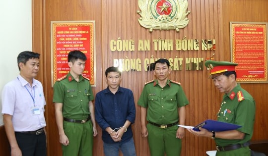 Đổ hơn 567 tấn phế thải da bò ra môi trường, 2 đối tượng bị khởi tố