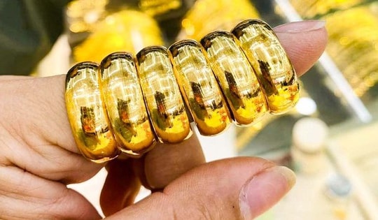 Chốt giá vàng hôm nay ngày 18/4 quay đầu tăng rất mạnh