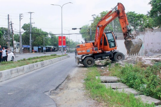 Xoá 'nút thắt cổ chai' cho con đường trị giá 310 tỷ ở Cửa Lò