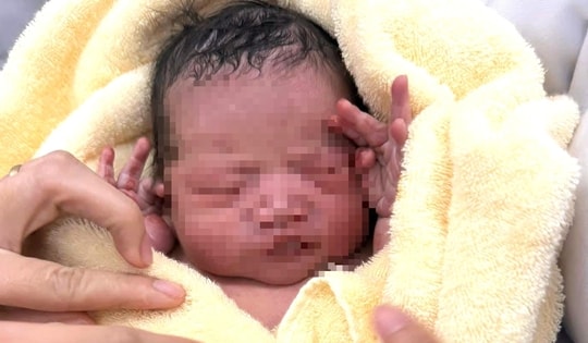 Tìm thân nhân bé gái sơ sinh bị bỏ rơi tại chùa Vạn Ninh