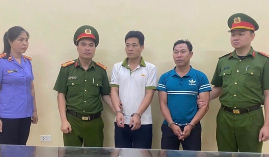 Khởi tố Sằm Văn Học và Sằm Văn Sy vì sử dụng giấy tờ xe, biển số đẹp giả