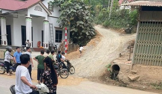 Thi thể bé trai trong ngôi mộ lấp vội, nghi bị đánh tử vong tại Lào Cai