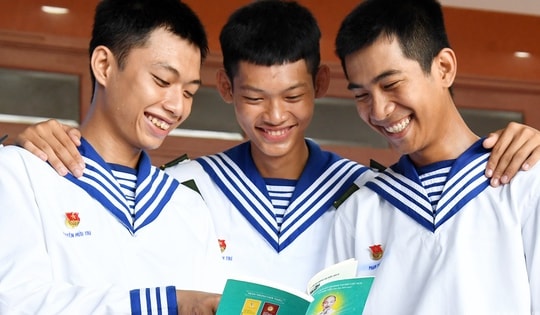Bộ đội Vùng 5 Hải quân lan tỏa phong trào đọc sách