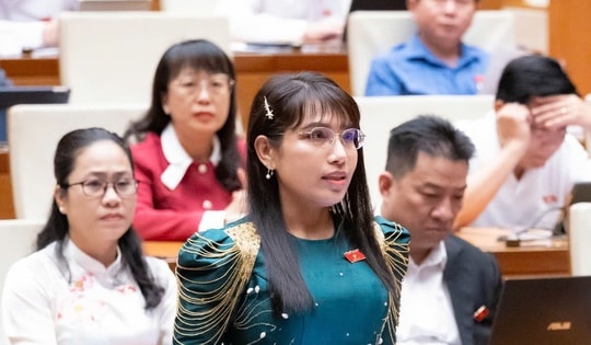 ĐBQH đề xuất đóng bảo hiểm xã hội cho người bán vé số dạo