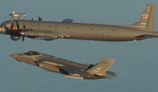 Tiêm kích tàng hình F-35 Na Uy chặn trinh sát cơ Nga trên biển Barents