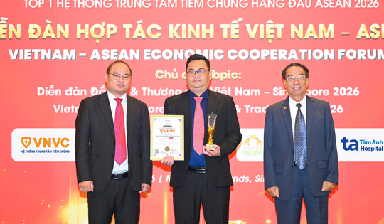 VNVC nhận giải hệ thống tiêm chủng vắc xin top 1 Đông Nam Á và hai danh hiệu danh giá của ASEAN