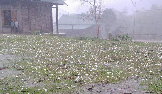 Chuyên gia cảnh báo khối khí nóng – lạnh xung đột, thời tiết nguy hiểm gia tăng trên diện rộng