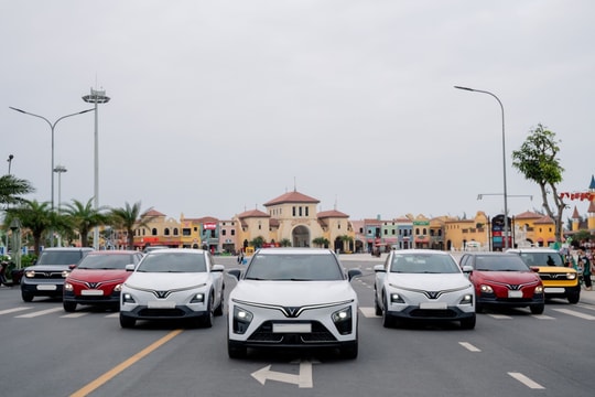 Lợi thế cho chủ xe VinFast: Trạm sạc phủ rộng, '0 đồng nhiên liệu' suốt 3 năm
