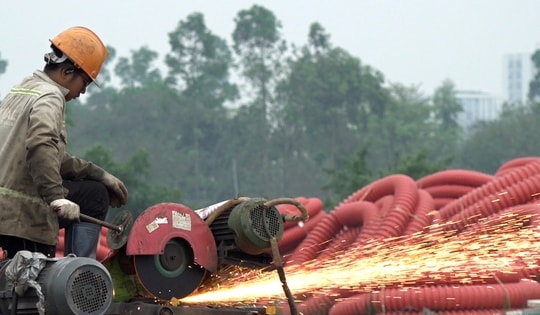 Cầu Ngọc Hồi hối hả thi công nối đôi bờ Hà Nội - Hưng Yên