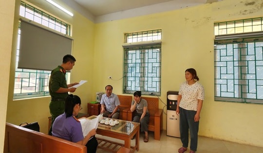 Bắt đối tượng đánh bạc bằng điện thoại qua mạng Internet