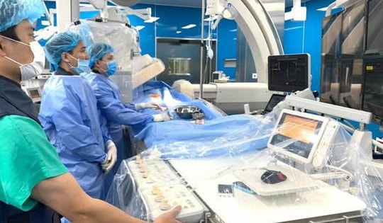 Can thiệp tim mạch thành công cho 3 bệnh nhi mắc tim bẩm sinh
