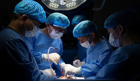 PGS.TS.BS Nguyễn Mạnh Khánh - Người giữ lửa tri thức, nối dài y đức
