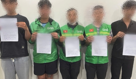 Phát hiện nhóm người đánh bạc tại bãi đỗ xe sân bay