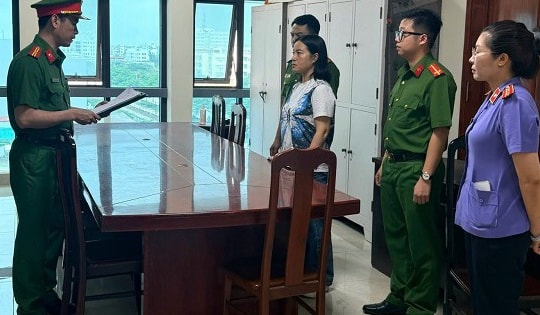 Khởi tố bị can đối với Phạm Thị Như Quỳnh SN 1984 về tội chiếm đoạt hơn 42 tỷ đồng