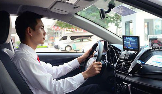 Những điều lái xe đường dài cần lưu ý khi nghỉ lễ dài ngày