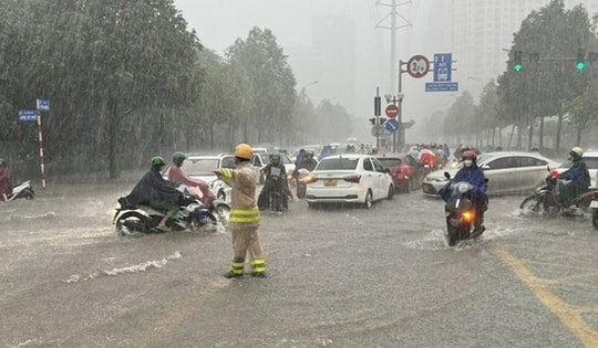 Những khu vực có mưa dông, lốc sét mạnh nhất chiều tối nay