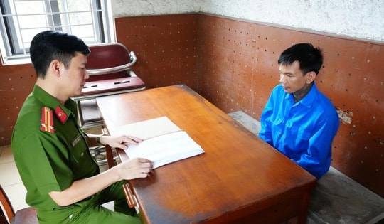 Mâu thuẫn trong lúc làm việc, gã công nhân lên kế hoạch trả thù đồng nghiệp