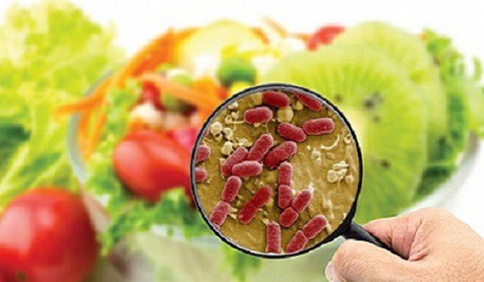 Bộ Y tế yêu cầu điều tra, xử lý vụ nghi ngộ độc thực phẩm khiến 23 học sinh ở TP. Hồ Chí Minh nhập viện