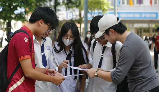 Bộ Giáo dục và Đào tạo công bố 12 nhóm ngành hot nhất năm 2025