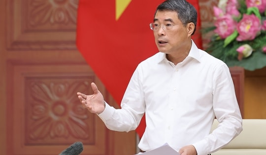 Thủ tướng yêu cầu Bộ Tài chính hành động quyết liệt, bảo đảm mục tiêu tăng trưởng cao