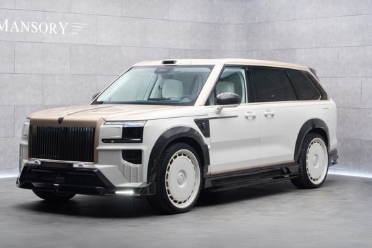 'Rolls-Royce Cullinan của Trung Quốc' lột xác qua bàn tay Mansory
