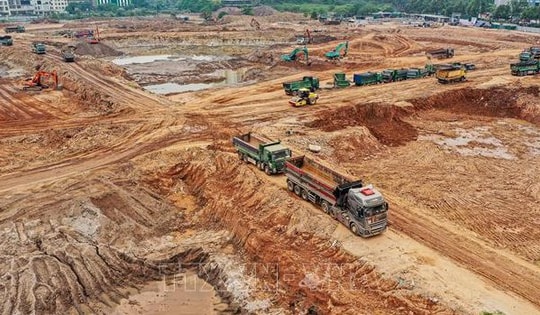 Hà Nội tăng tốc hạ tầng, công trường 'xuyên lễ' không ngừng nghỉ