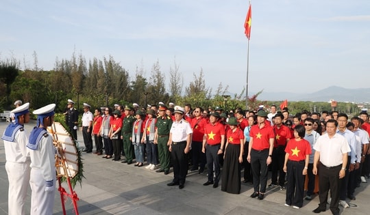 Đoàn Đại biểu Bộ Y tế sẵn sàng lên đường thăm cán bộ, chiến sĩ, nhân dân Trường Sa và nhà giàn DK1