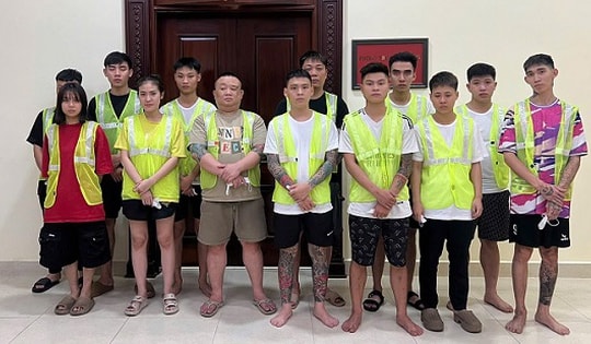 Hà Nội: Tạm giữ 13 đối tượng để điều tra về hành vi kinh doanh 'bóng cười' tại Lounge Gas Remix