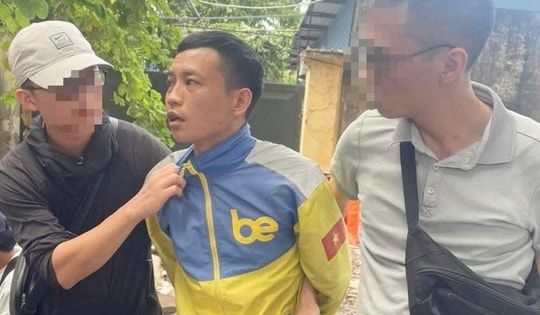 Chém vợ tử vong vì phát hiện người đàn ông khác trong nhà