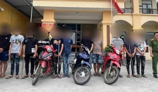 Triệu tập 14 thanh thiếu niên mang hung khí, náo loạn đường phố