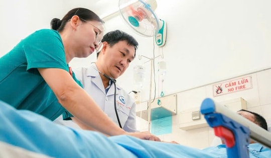 Cứu sống nam shipper bị đâm xuyên tim, thủng phổi trái tại TPHCM