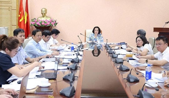Bộ Y tế thúc đẩy hoàn thiện quy định mới về tiêm chủng, dự kiến phân cấp mạnh cho địa phương