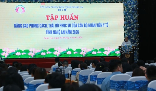 Y tế Nghệ An đổi mới phong cách phục vụ, lấy người bệnh làm trung tâm
