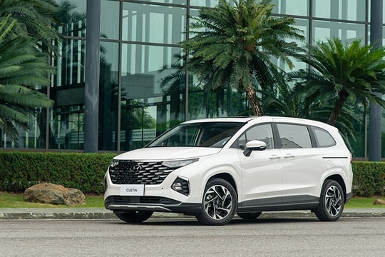 Giá xe Hyundai Custin mới nhất tháng 5/2026: Lựa chọn MPV gia đình giàu công nghệ