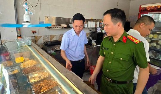 Phát hiện kiến trên khay chế biến bánh mỳ: Đoàn liên ngành tỉnh Nghệ An kiên quyết xử lý sai phạm