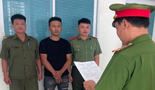 Bắt nhân viên quán karaoke đánh khách phải nhập viện cấp cứu